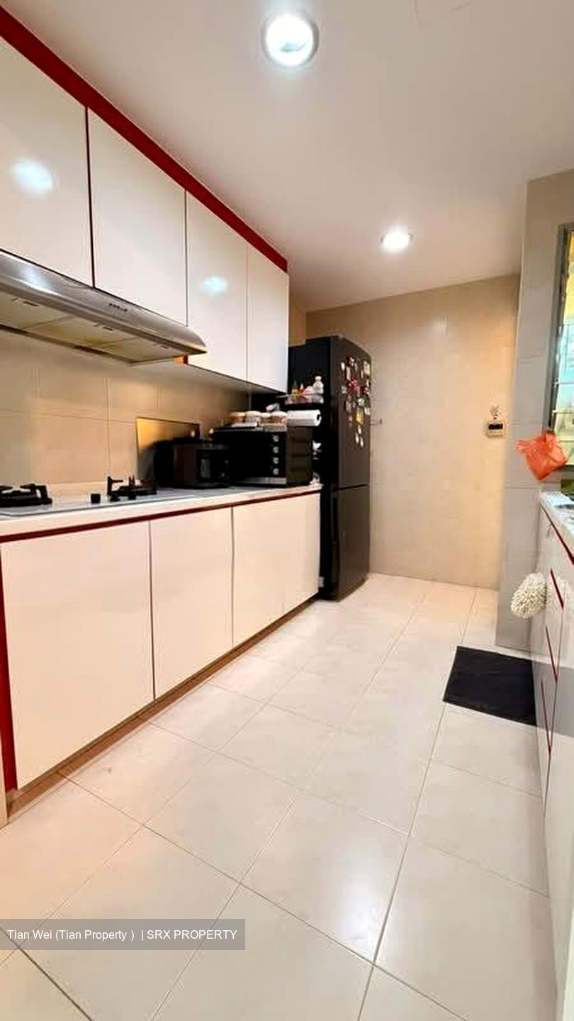 Whitewater (D18), Condominium #581045041